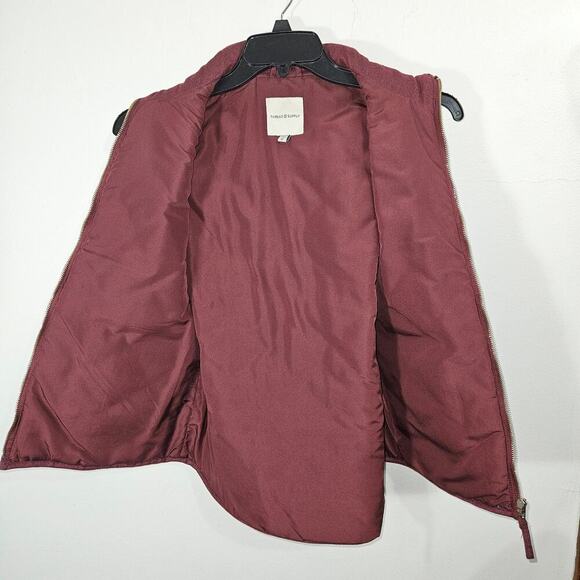 Womens Full Zip Sleeveless Vest Puffer Jacket Burgundy. Size Medium. - Picture 4 of 8